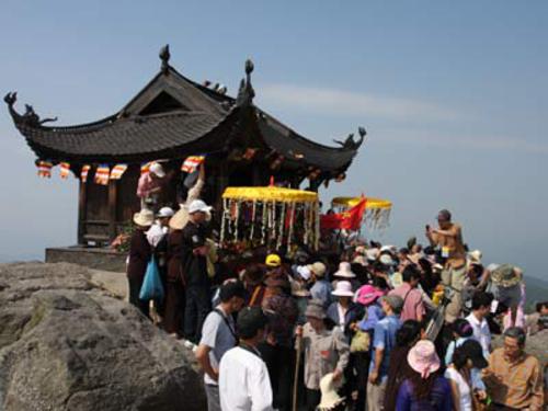 History of Yen Tu Festival