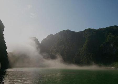 vietnam in photos, Ha Long Bay, quang ninh province