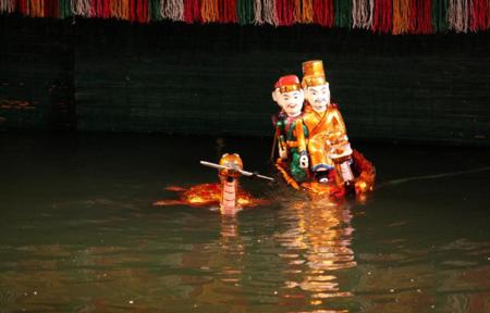 Vietnamese Water Puppet in photos