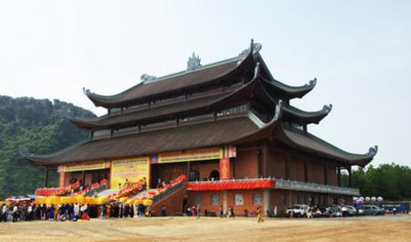 Bai Dinh pagoda in Ninh Binh province