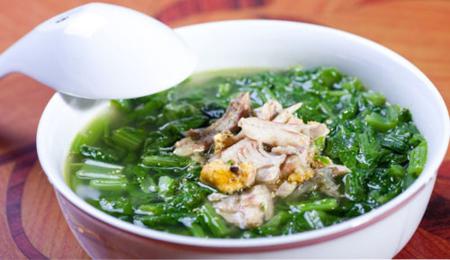 How to cook fish (anabas) soup with mustard greens