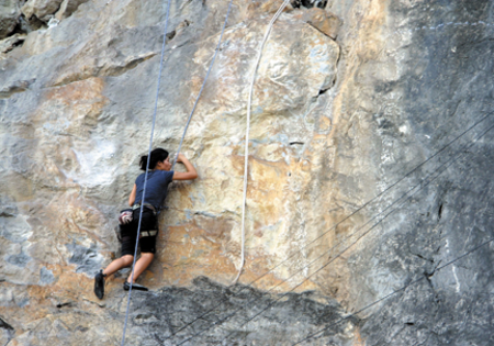 Climbing at Cat Ba island