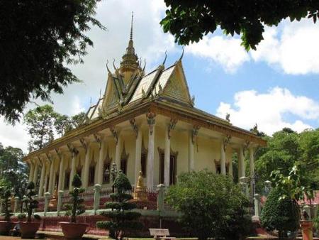 The Hang Pagoda - Tra Vinh Province